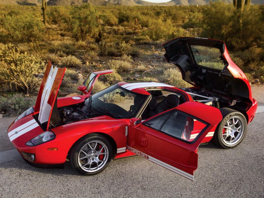  Ford GT 2004 года  (фото 26 из 42)